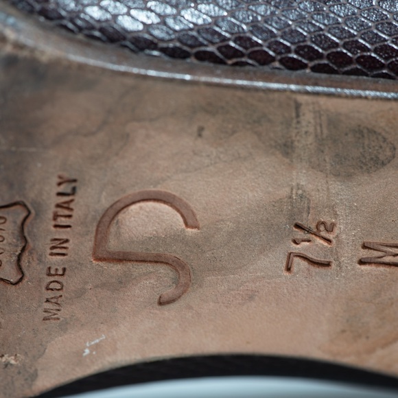 Vintage Joan & David Brown Leather Heels - Picture 8 of 10